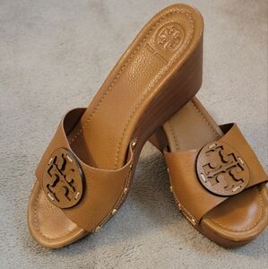 ⚓️Tory Burch wedge heels leather women